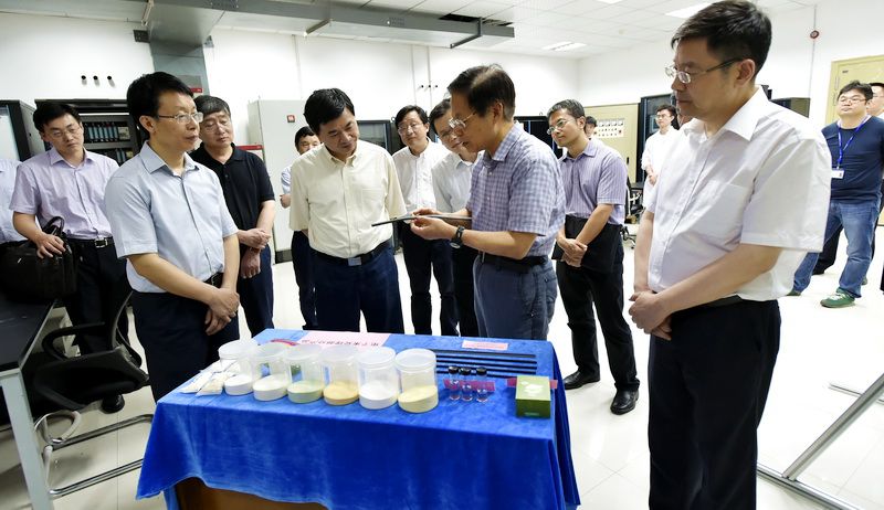 20170707-中组部领导周祖翼看望樊明武院士 (2) - 副本