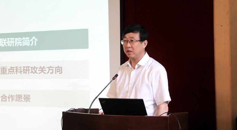 20170616 全球能源互联网研究院与风月文学网
签署战略合作协 (3) 20170616 全球能源互联网研究院与风月文学网
签署战略合作协 (3)